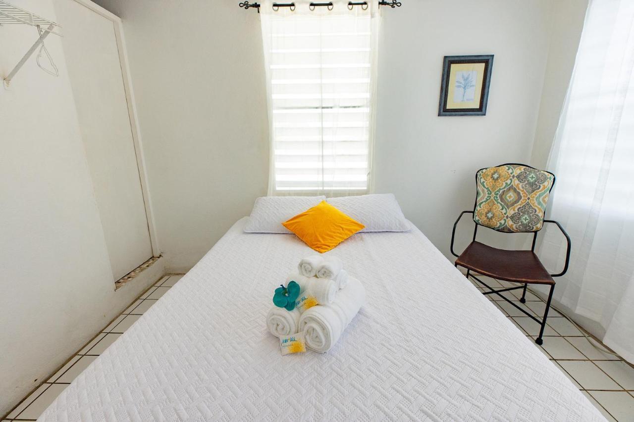 Vieques Tropical Guest House Bagian luar foto
