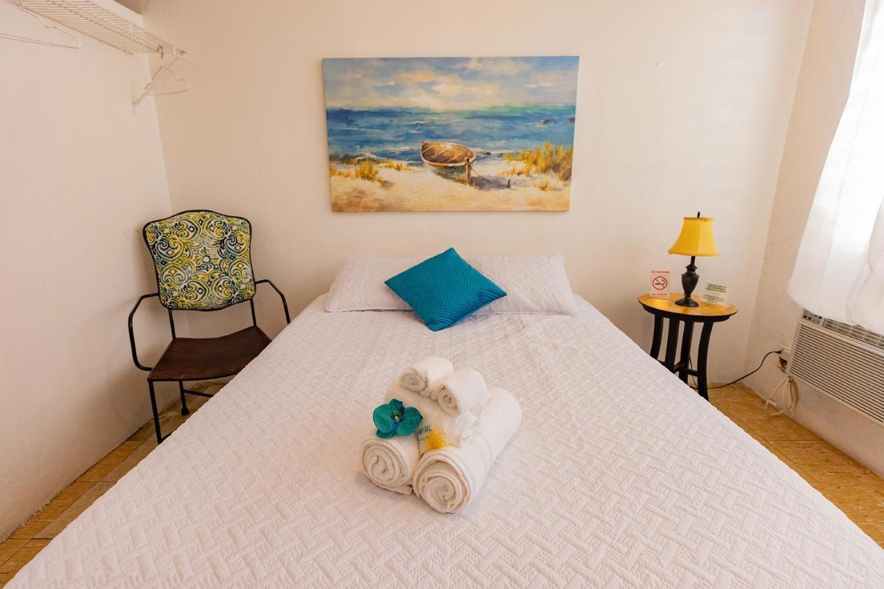 Vieques Tropical Guest House Bagian luar foto